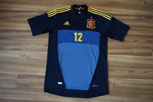 Spain 2013 GK 1 Kit